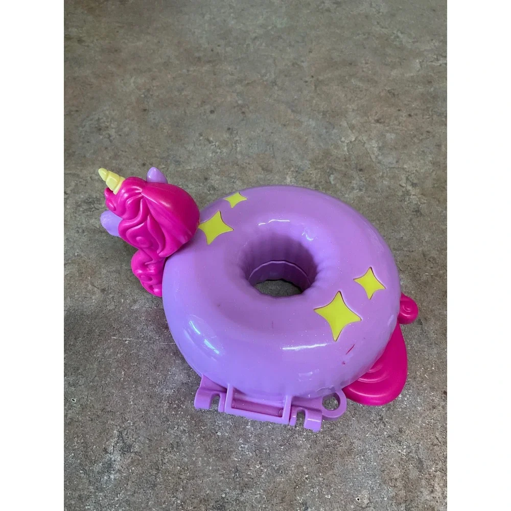 Polly Pocket Donut Pajama Party Unicorn Slumber Party Compact Playset‎ Purple